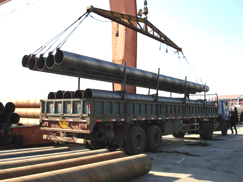 螺旋<a href=http://m.xajjlby.com target=_blank class=infotextkey>焊接鋼管</a>裝貨圖